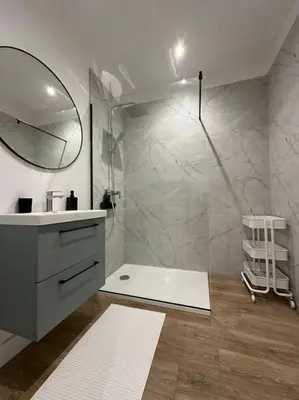 Salle de bains dans l'établissement Acapulco, studio spacieux rénové
