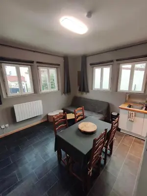 Coin salon dans l'établissement Agréable appartement 