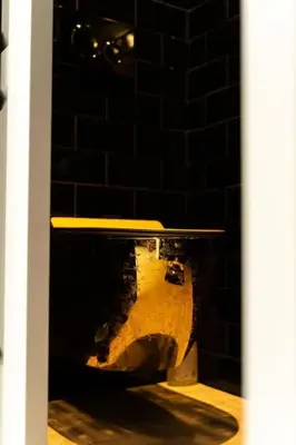 Plan de l'établissement La Royale Room