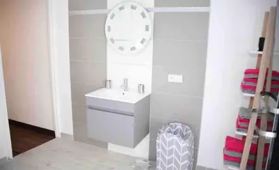 Salle de bains dans l'établissement Camille Reims