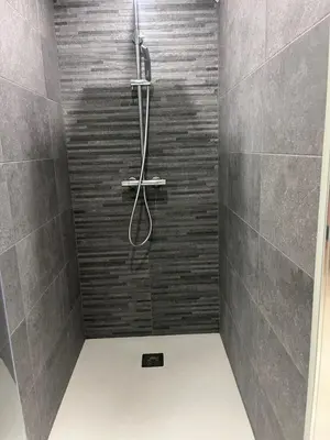 Salle de bains dans l'établissement Suite du pré Robert