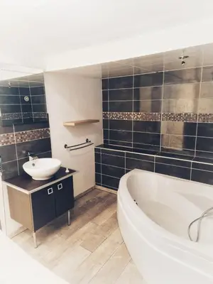 Salle de bains dans l'établissement chalonnaise house 120m2