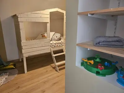 Un ou plusieurs lits superposés dans un hébergement de l'établissement Joli cocon familial