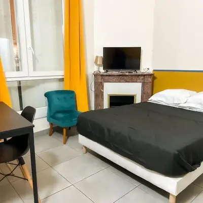 Studio SN2 - Centre-Ville Meaux - Proche Disneyland