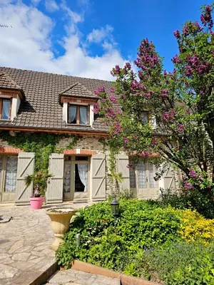 Jardin de l'établissement Chambres d'Hotes chez Renée