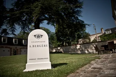 Plan de l'établissement Champagne André Bergère & Suites