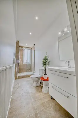 Salle de bains dans l'établissement Magnolia
