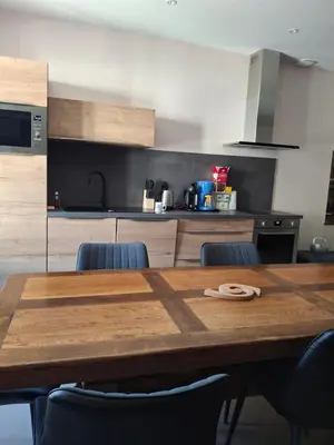 Cuisine ou kitchenette dans l'établissement Le pressoir de Nestor