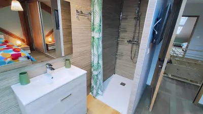 Salle de bains dans l'établissement Le moulin de la hamelle