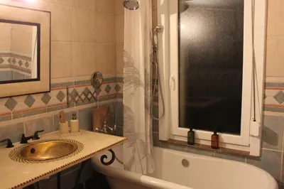 Salle de bains dans l'établissement O' Domaine des Folies