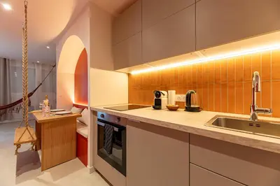 Cuisine ou kitchenette dans l'établissement Suite bien être - Sauna & Spa privatif - Baliroom Château Thierry
