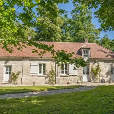 La belle aux bois