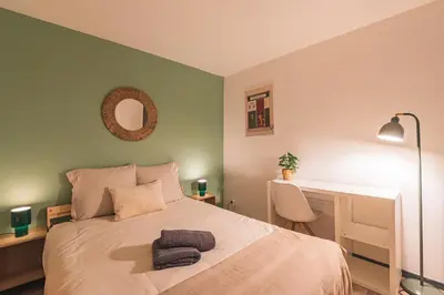 Un ou plusieurs lits dans un hébergement de l'établissement Le Pastel - 10 couchages - proche Cathédrale