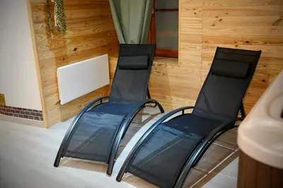 Plan de l'établissement Suite, Hammam, Sauna, et Jacuzzi