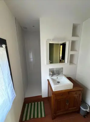 Salle de bains dans l'établissement Gîte du Moulinet