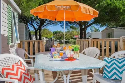 Terrasse ou espace extérieur de l'établissement Camping Le Chêne Gris