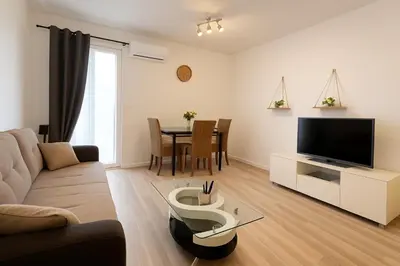 Télévision ou salle de divertissement dans l'établissement Séjourner chez Roto