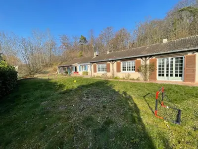Jardin de l'établissement Villa 21 couchages avec piscine interieure chauffée