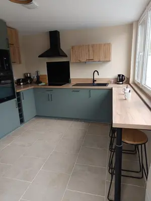 Cuisine ou kitchenette dans l'établissement Au bord de l'Helpe