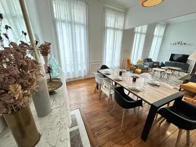 Coin salon dans l'établissement Vesle magnifique T4 hyper centre 6 personnes