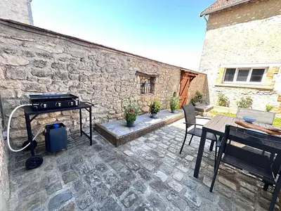 Terrasse ou espace extérieur de l'établissement Au clos de jean un havre de paix avec 3 chambres