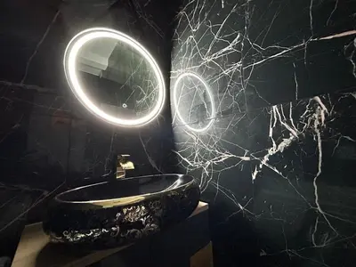 Salle de bains dans l'établissement Un cocon paisible avec Balnéo proche centre ville