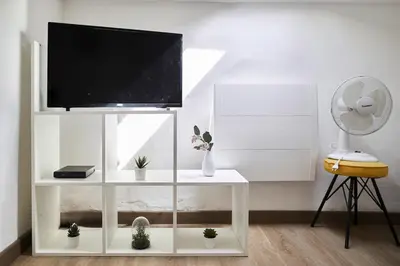 Télévision ou salle de divertissement dans l'établissement Le Petit Brossolette - T1 - 500m2 gare centre