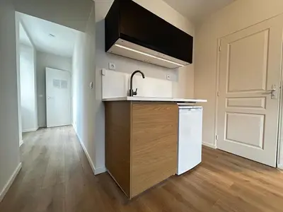 Cuisine ou kitchenette dans l'établissement E2 Reton Studio Cosy proche du centre-ville