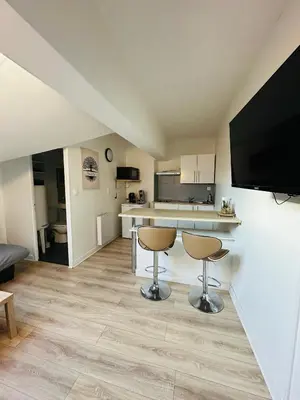 Cuisine ou kitchenette dans l'établissement Le studio du moulin