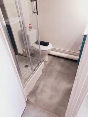Salle de bains dans l'établissement Chez Dogoré