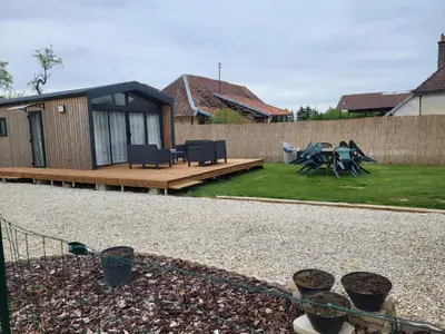 Jardin de l'établissement Chalet Bois