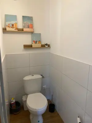 Salle de bains dans l'établissement Le Refuge