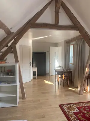 Plan de l'établissement Grand studio lumineux à 10 min de Compiègne