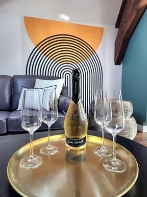 Boissons dans l'établissement Les Bulles d'Aÿ - Loft