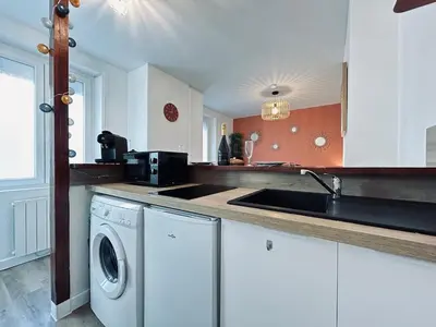 Cuisine ou kitchenette dans l'établissement Chez Cath Studio neuf cosy proche centre-ville