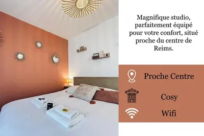 Un ou plusieurs lits dans un hébergement de l'établissement Chez Cath Studio neuf cosy proche centre-ville