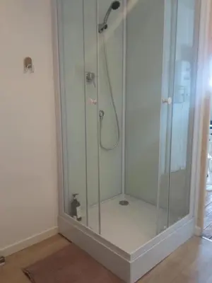 Salle de bains dans l'établissement Le GM - appartement proche gare et commerces