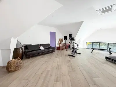 Salle ou équipements de sports de l'établissement Villa haut de gamme avec Piscine, Bar et Cinéma