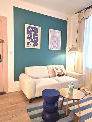 Coin salon dans l'établissement Le cocon pop