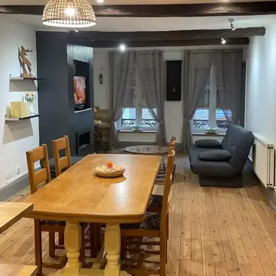 Les Gîtes de Monthermé Le Duplex avec vue sur la Meuse