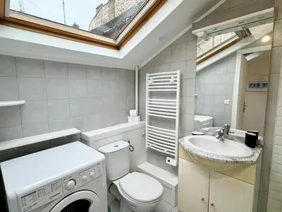 Salle de bains dans l'établissement Les Arches de Vesle à Reims
