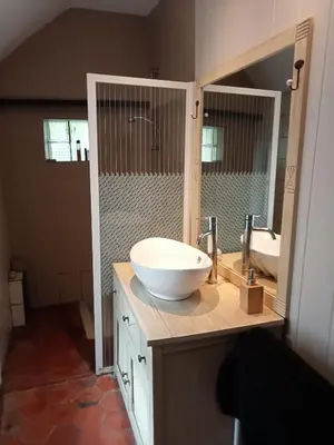 Salle de bains dans l'établissement Ferme Des Chapelles