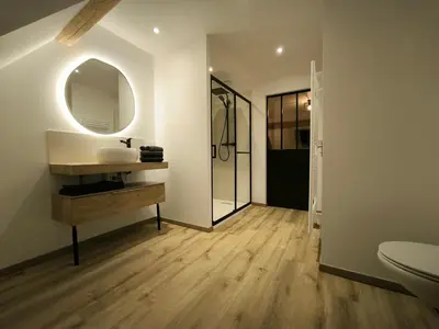Salle de bains dans l'établissement Gîte Champagne Philippe Moutardier - Chambre Réserve