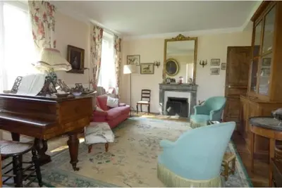 Coin salon dans l'établissement Peaceful countryside retreat - full of character