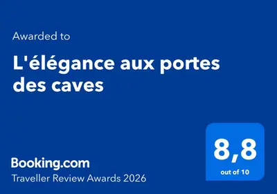 Certificat, récompense, panneau ou autre document affiché dans l'établissement L'élégance aux portes des caves