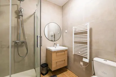 Salle de bains dans l'établissement Maison du Barbâtre - 4 chambres chaleureuses