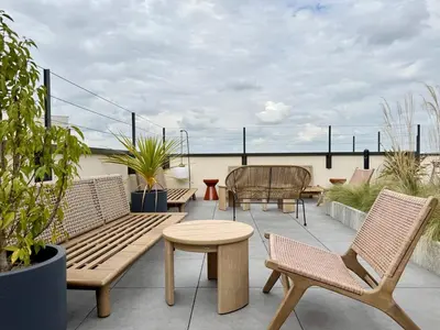 Balcon ou terrasse dans l'établissement We Live Inn Sharies Reims - B502