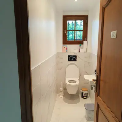 Salle de bains dans l'établissement Magnifique villa au cœur de la nature