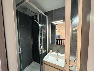 Salle de bains dans l'établissement Le clos Champenois maison au cœur des vignes