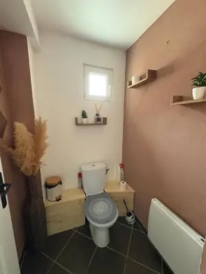 Salle de bains dans l'établissement Altavilloise Pétillante